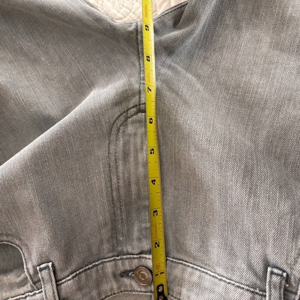 Burberry Light Gray Women’s Denim Pants - Sz 12 Like New - Picture 15 of 15